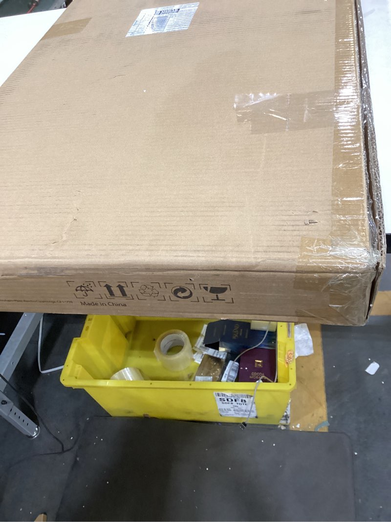 Condition photo showing Good Condition for Laundry basket