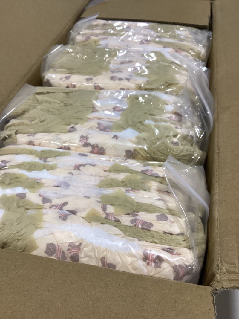 Condition photo showing Good Condition for Ambreview Dog Diapers Female, Disposable Diapers for Female Dog with Stretchy Waist, Pull Up Puppy Wraps for Doggie in Heat Period Super Absorbent Leak-Proof Doggy Diaper for Dogs 100PCS (XL) XL(Waist 15"-22.8") 100.0