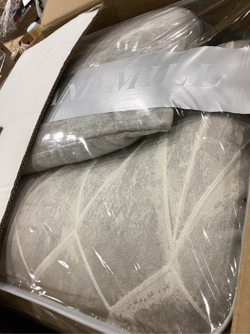 Condition photo showing New/Like New for loom and mill 9-piece jacquard comforter set, luxury classic antique comforter queen sets, ultra soft damask bedding with euro shams, bedskirt, filled decorative pillow for home (bronze gold, queen) bronze gold queen
