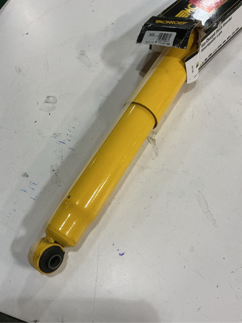 Condition photo showing Good Condition for monroe gas-magnum 34692 suspension shock absorber for chevrolet tahoe