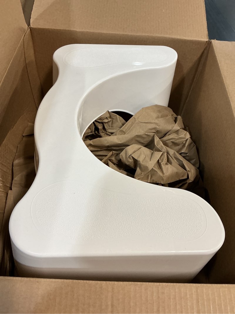 Condition photo showing Good Condition for squatty potty 9 in plastic toilet stool