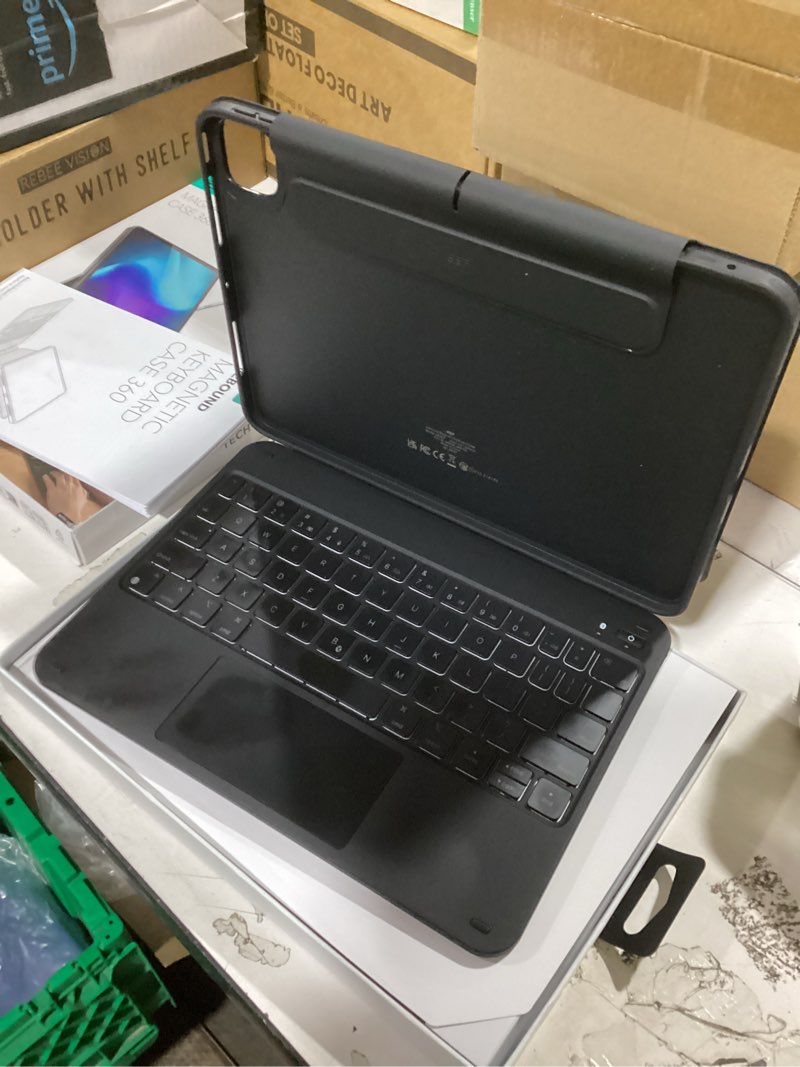 Condition photo showing Good Condition for esr ipad pro 11 inch case with keyboard (m5/m4, 2025/2024), ipad pro 11(5th) keyboard case with easy-set magnetic stand, portrait/landscape modes, removable protective case, rebound 360 series, black