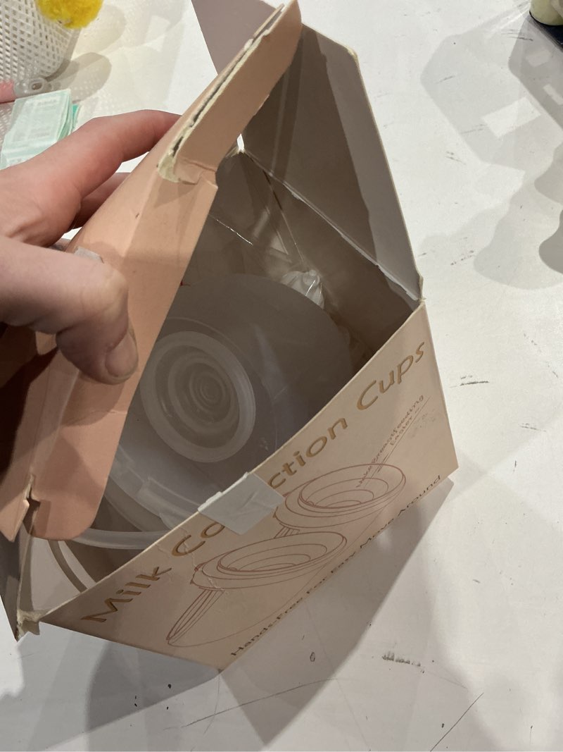Condition photo showing Good Condition for wearable milk collection cup, hands free breast pump accessories replacement, milk collector compatible with most electric breast pump,zomee/spectra/medela/ameda/freemie collection parts(24 mm 2pcs)