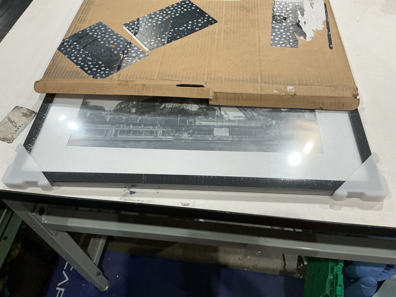 Condition photo showing New/Like New for upsimples 20x24 picture frame, display pictures 16x20 with mat or 20 x 24 without, wall hanging poster frames, black, 1 pack black 20x24