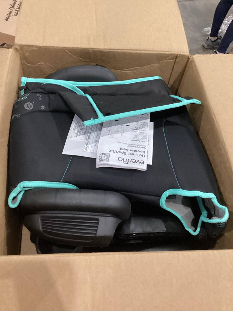 Condition photo showing Good Condition for evenflo gotime lx booster car seat (astro blue)
