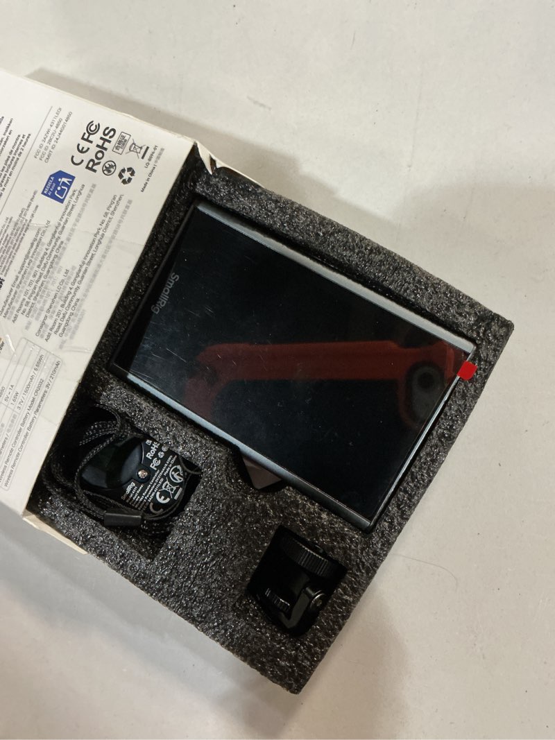 Condition photo showing Good Condition for smallrig phone monitor screen with wireless control, 1080p wireless recording, video monitor with cold shoe mount, real-time screen sharing, for iphone for magsafe - 4850b silver with cold shoe mount