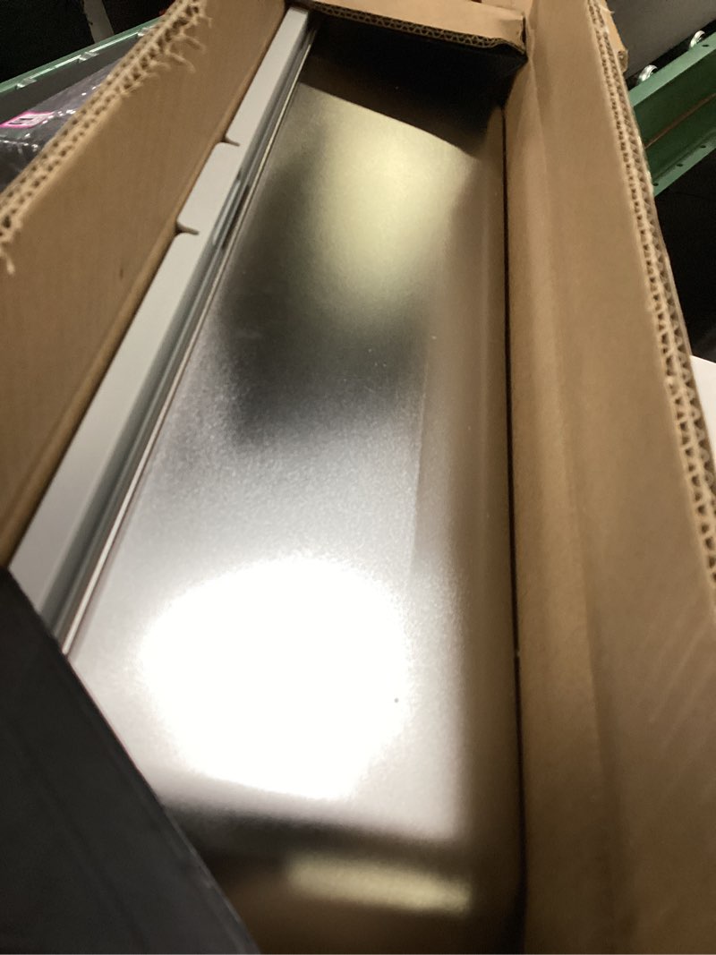 Condition photo showing Good Condition for stainless steel cat litter box, xl cat litter box with lid for big cat, extra large metal litterbox with high side?non-stick, odor-resist, anti-urine leakage, easy-clean, includes mat & scoop xl-lid box