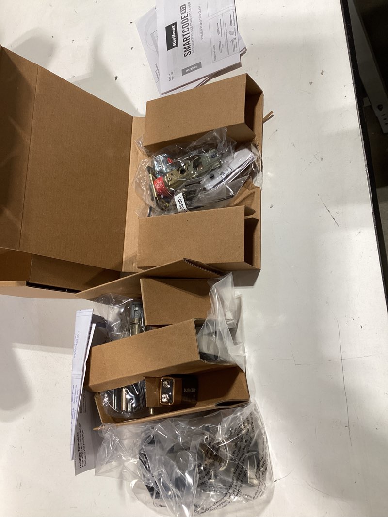 Condition photo showing Good Condition for kwikset smartcode 917 satin nickel single cylinder electronic handle lighted keypad