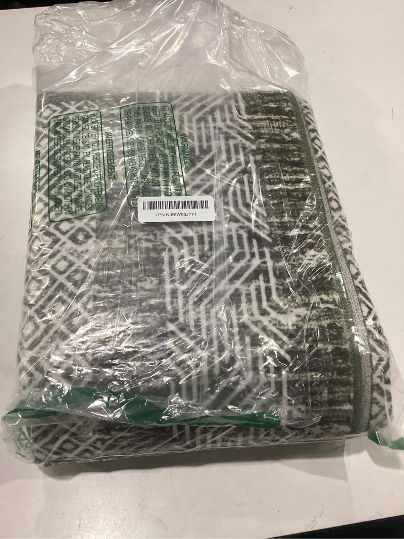 Condition photo showing Good Condition for garveehome washable 2.5x10 kitchen runner rug, easy clean geometri rugs for hallway entryway, indoor outdoor non slip rug farmhouse morden carpet door mat area rug for laundry room green green 2'6" x 10' (rectangular)