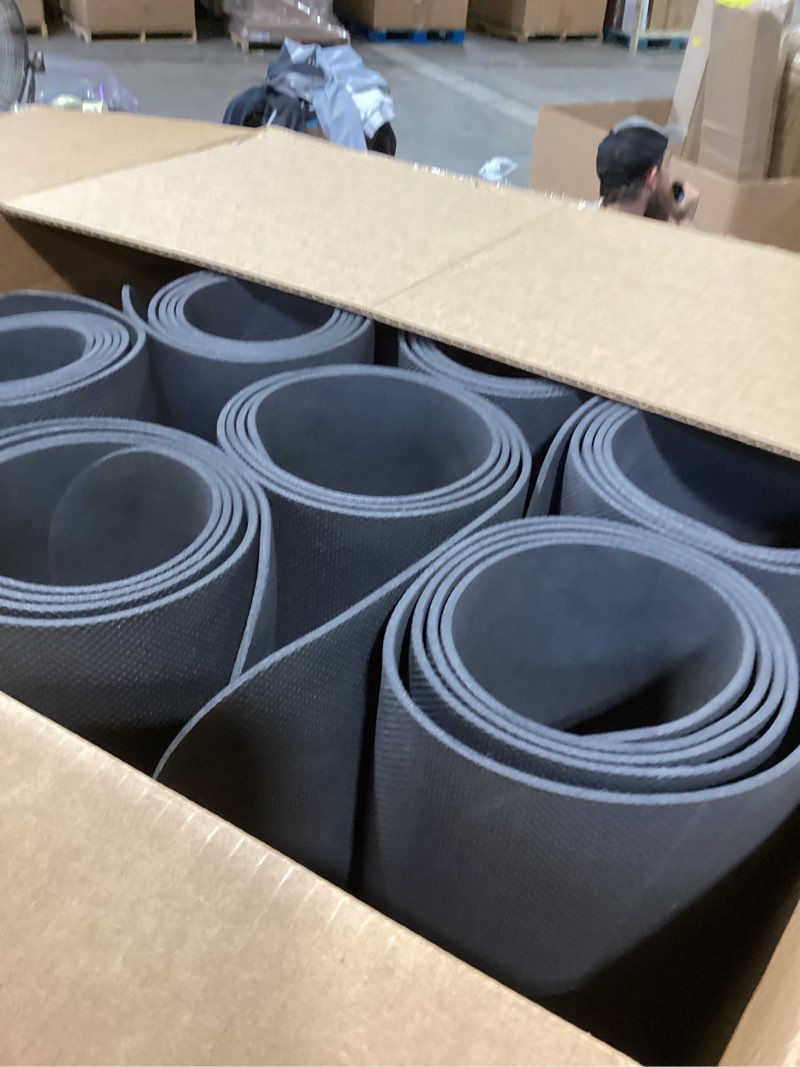 Condition photo showing Good Condition for 10 pack yoga mats bulk, 68'' x 24'' x 4mm thick yoga mats for kids and adult gym mats bundle latex free exercise mats with non slip texture for outdoor yoga, pilates or workout black