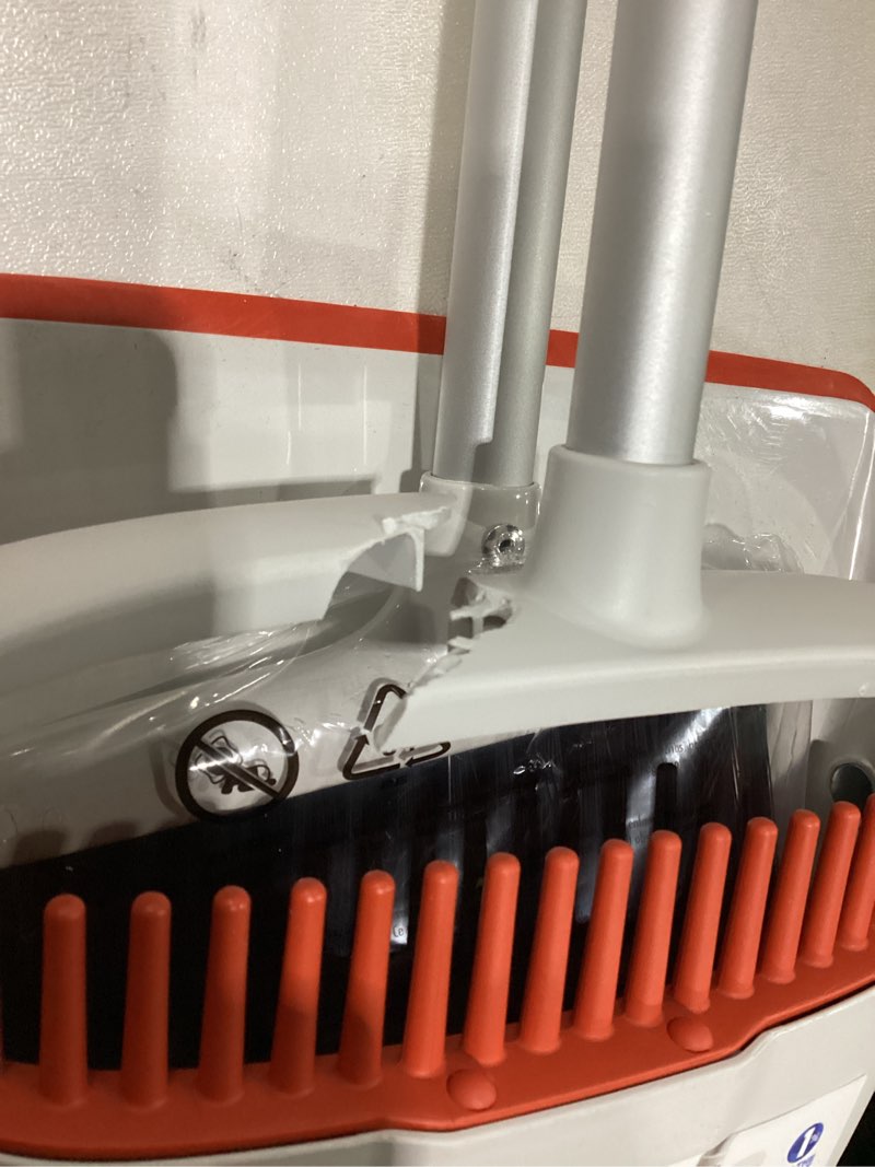 OXO Good Grips Upright Sweep Set