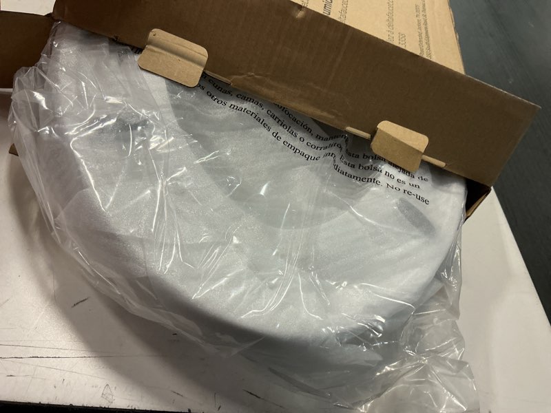 Condition photo showing Good Condition for delta faucet morgan elongated slow-close white toilet seat with non-slip seat bumpers, white 811903-wh transitional slow close