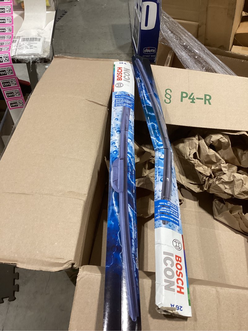Condition photo showing Good Condition for bosch 26a17a icon beam wiper blades