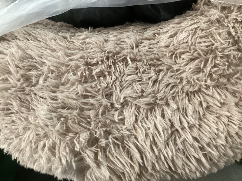 Condition photo showing Good Condition for petjett large dog bed - 36'' calming donut dog beds, anti-slip & washable large round bed, fluffy faux fur pet bed, super soft anti-anxiety premium comfort bed, fits dogs up to 80 lbs - beige beige large - 36”l x 36”w x 8”th