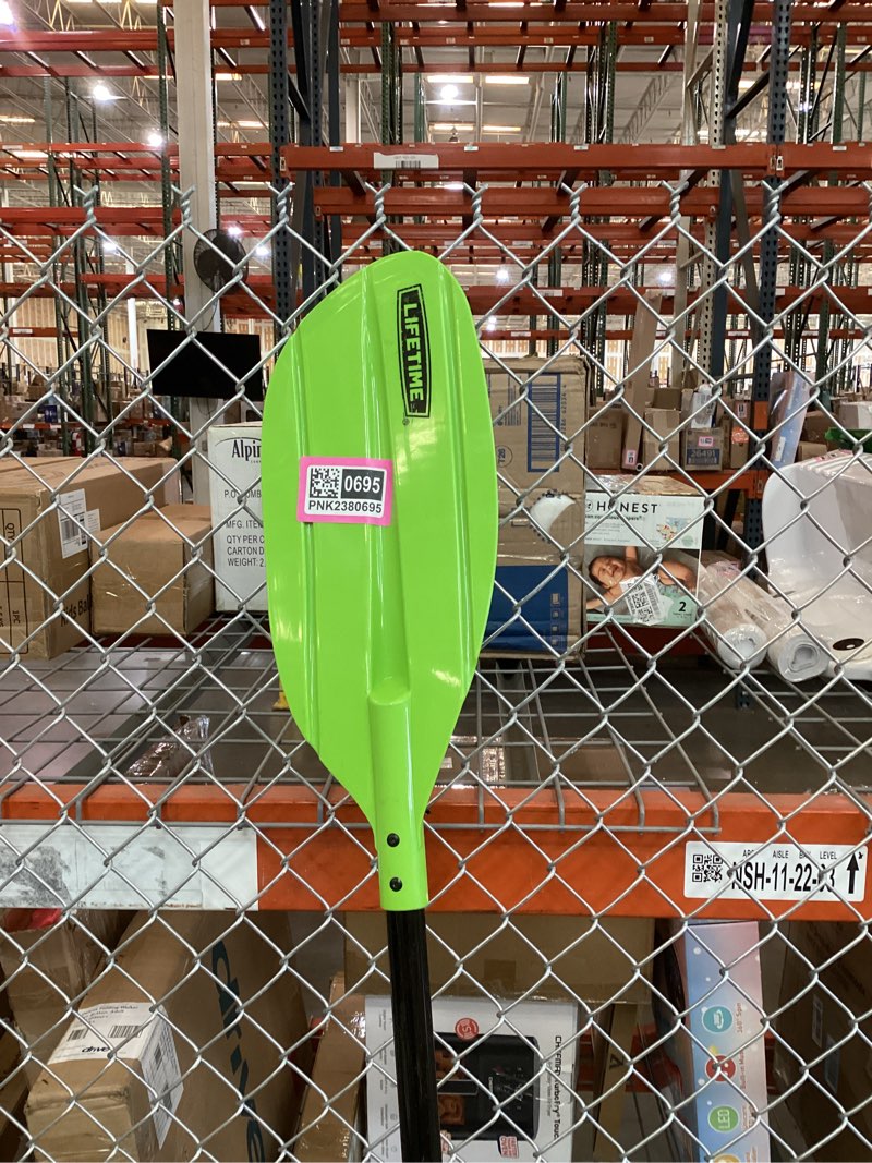 Green angular lifetime kayak paddle