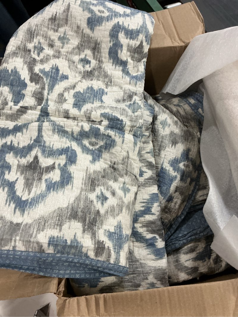 Condition photo showing As Is for tommy bahama - king quilt set, soft & reversible woven bedding with matching pillowcases, medium weight for year round comfort, 3 piece bed set (cape verde smoke)