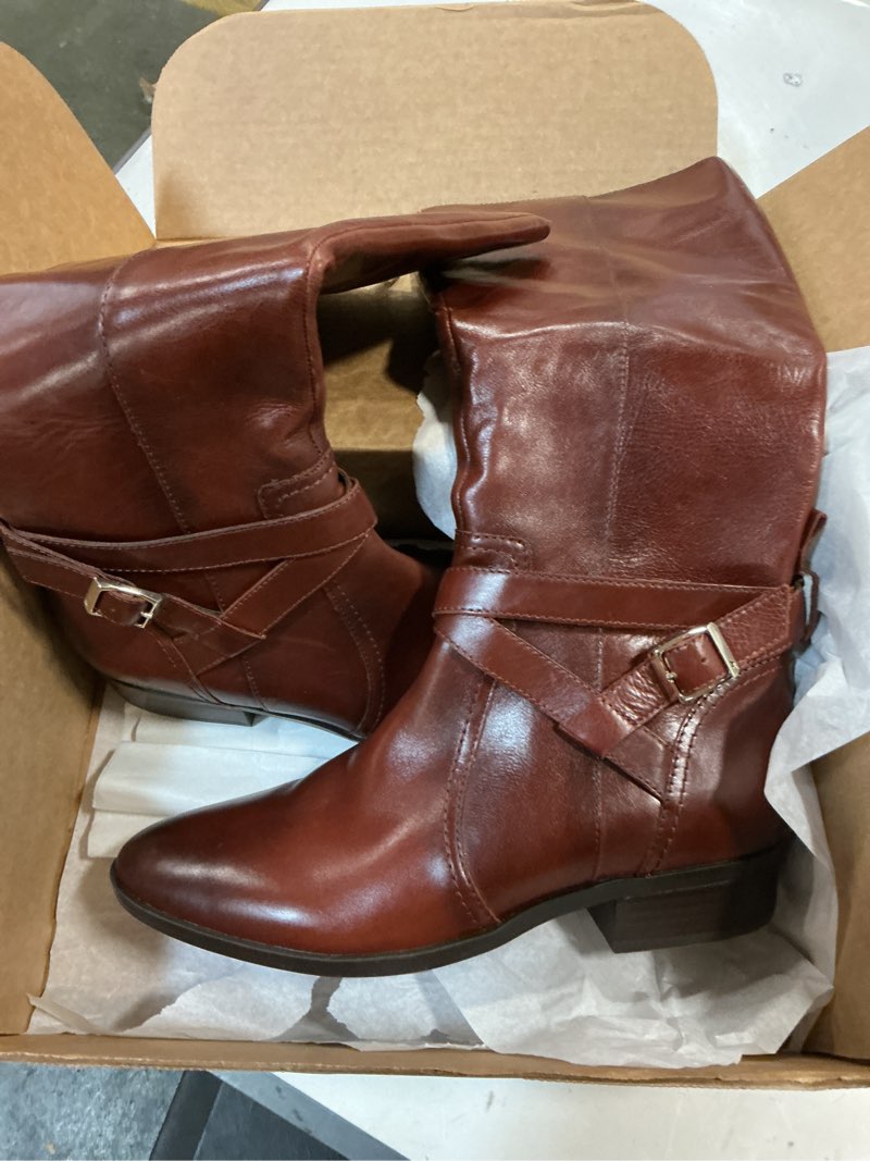 Condition photo showing Good Condition for Naturalizer womens Rena2 Narrow Calf 9 Deep Saddle Brown Leather