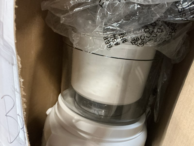 Condition photo showing As Is for cuisinart ice cream maker machine, 1.5 quart double insulated machine, sorbet and frozen yogurt maker, ready in 20 minutes, ice-21p1, white