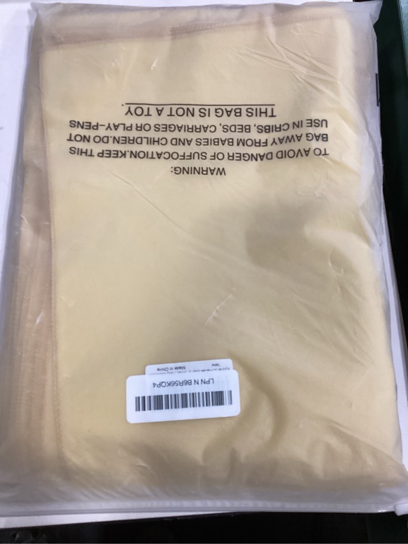 Condition photo showing Good Condition for 50 Pieces Gold Satin Napkins, 17" x 17" Square Table Napkins, Silky Soft Smooth Washable Napkins for Restaurant, Weddings, Dinner, Party Decoration 17" x 17" (Set of 50) Gold