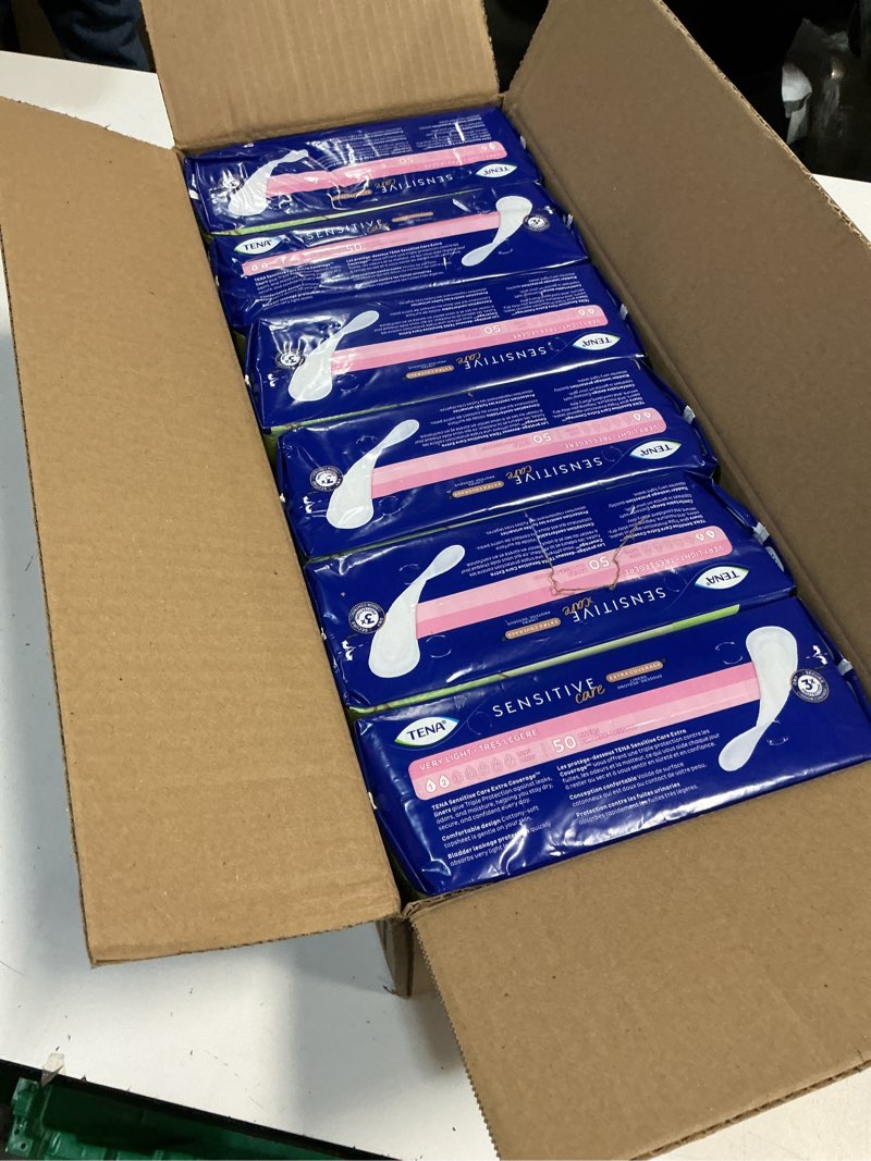 Condition photo showing New/Like New for tena sensitive care extra coverage very light bladder leakage liner  300 ct