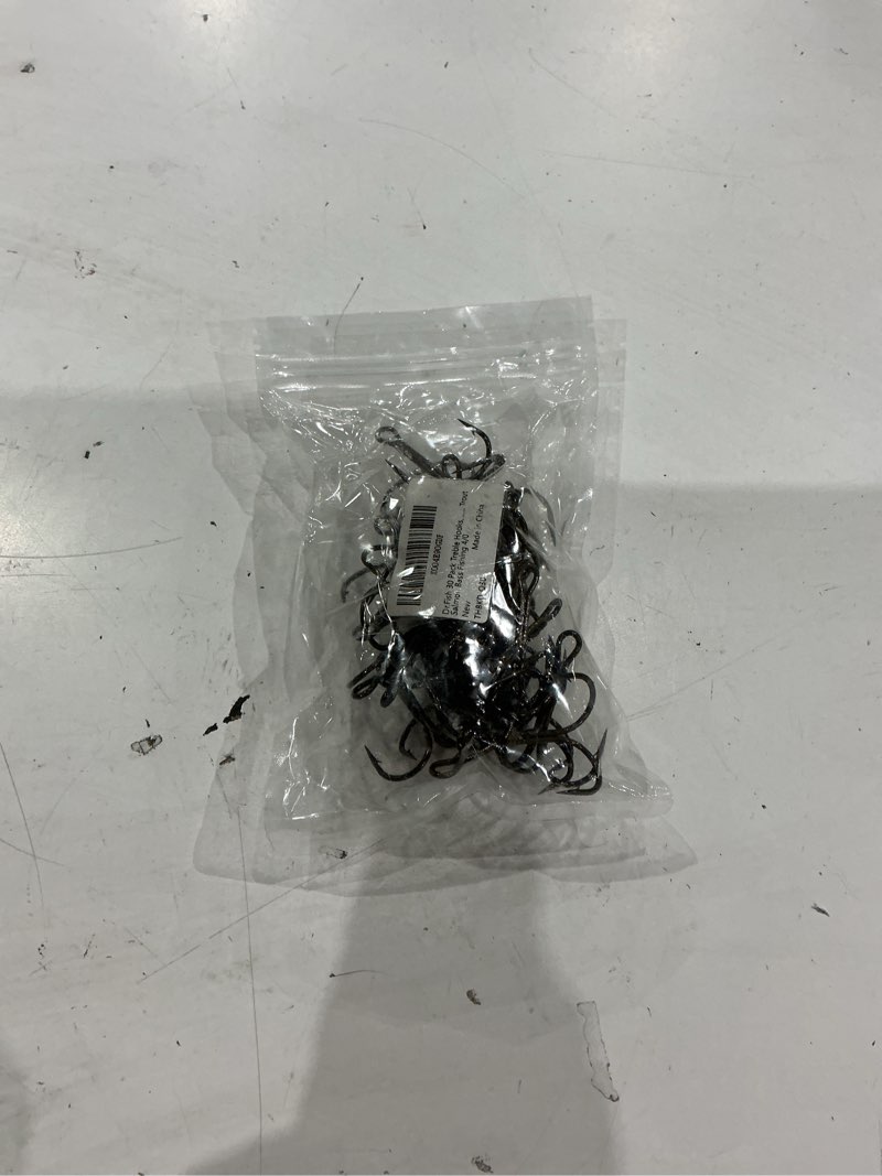 Condition photo showing Good Condition for dr.fish 30 pack round bend treble hooks #16-#8/0, triple fishing hooks saltwater&freshwater, replacement hardbait crankbait spinner catfish walleye trout salmon bass fishing bronze #4/0-30 pack