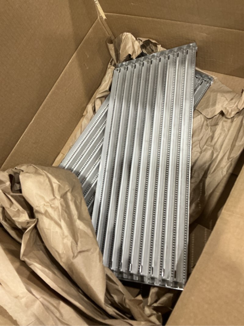 Condition photo showing Good Condition for 17" grill emitter for charbroil tru infrared 463644220 463632320 463642316 463675016 463644220 g362-2100-w1, 17 inch replacement parts grill emitter for charbroil 463245518 463675016p1 infrared emitter