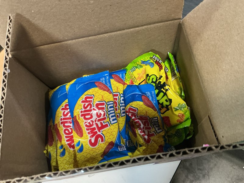 Condition photo showing New/Like New for (bb: 21/jun/26)  sour patch kids and swedish fish mini soft & chewy candy variety pack, bulk candy, 20 snack packs