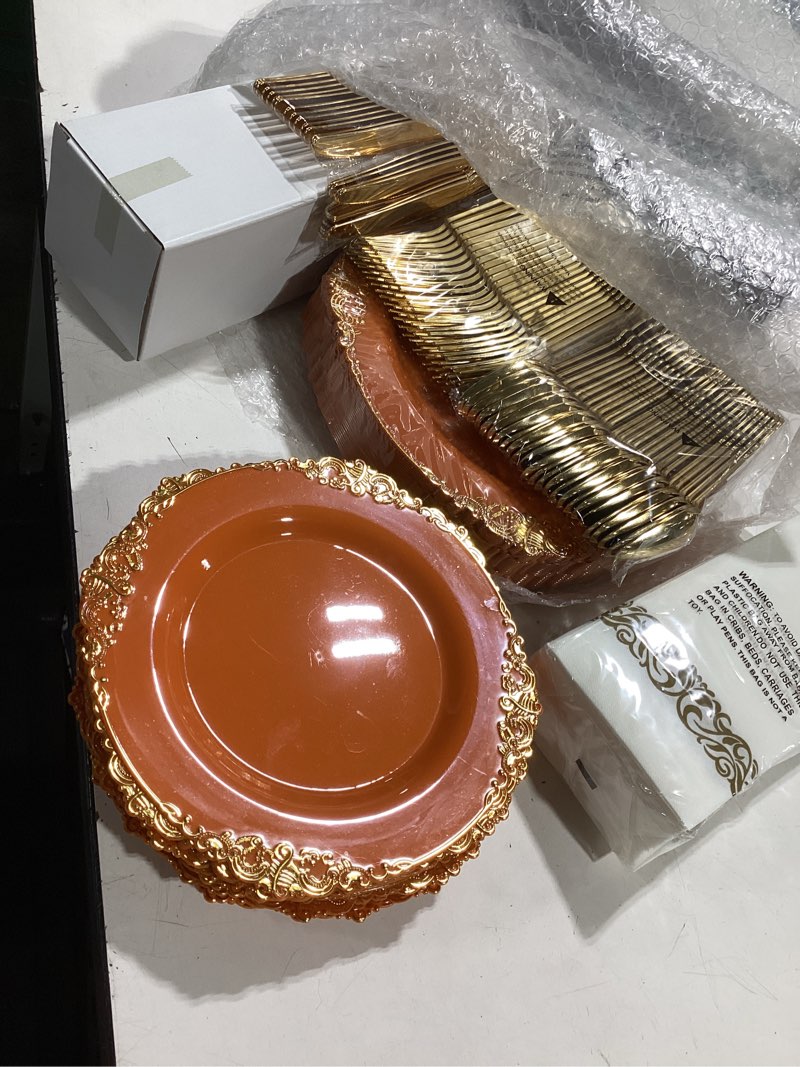 Condition photo showing Good Condition for nervure 175pcs orange plastic plates, plastic dinnerware set for 25 guests | 25 7.5" dessert & 25 10.25" dinner disposable plates, 75 cutlery, 25 10oz cups, 25 napkins for wedding & party, gold rim orange 175pcs(25guests)
