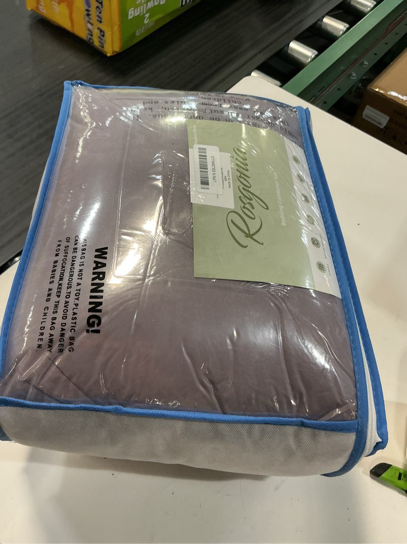 Condition photo showing Good Condition for bedsure super king comforter set, grayish purple soft prewashed bedding for all seasons, 3 pieces gentlesoft™ bed set, 1 lightweight comforter (120"x120") and 2 pillowcases (20"x36") super king(120"x120") 10 - grayish purple