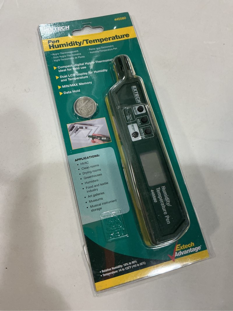 Condition photo showing New/Like New for extech 445580 humidity and temperature pen with fast response sensor, min/max memory, dual lcd, pocket-sized hygrometer for hvac, labs, storage rooms, indoor air monitoring