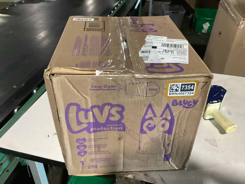 Condition photo showing New/Like New for luvs size 1 baby diapers, platinum protection bluey diapers for day & night, size 1, 294 count (packaging may vary)