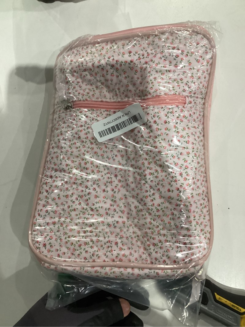 Condition photo showing New/Like New for Aileam Lunch Box for Women Cute Lunch Bag Quilted Reusable Insulated Lunch Box Aesthetic Lunch Tote Bags Floral Cotton Lunch Case for Travel Work Picnic (PINK DITSY)