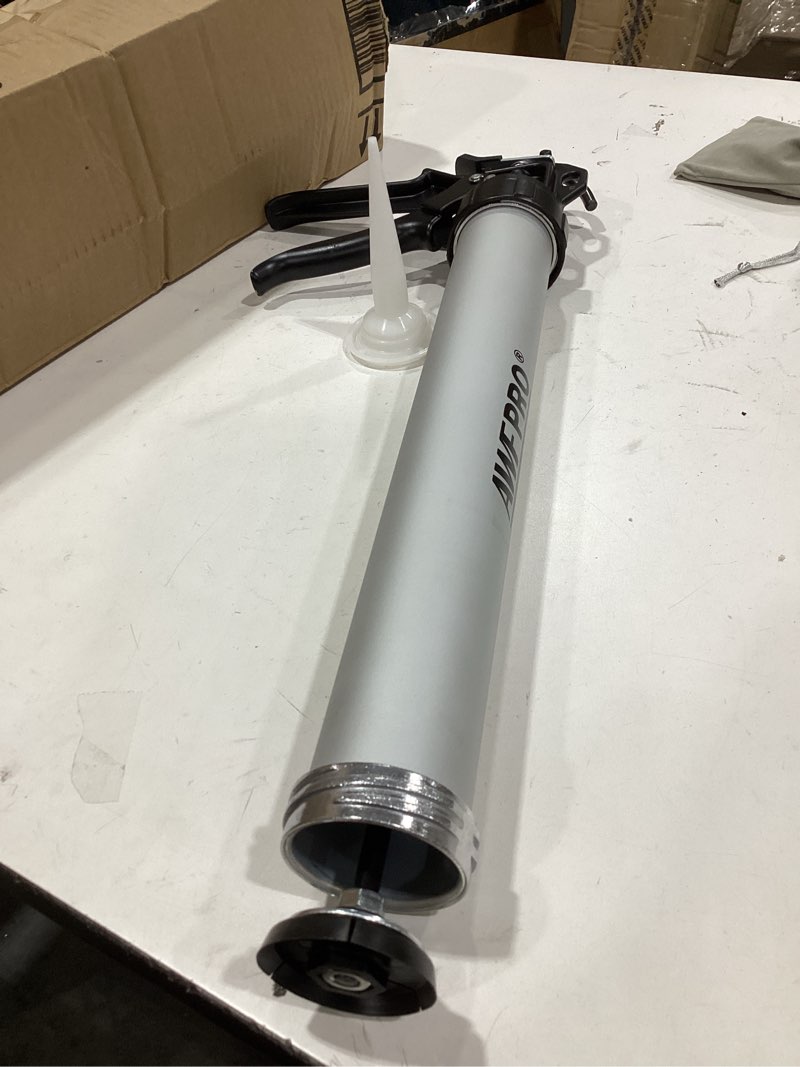 Condition photo showing Good Condition for awf pro sausage caulk gun - 20 oz foil pack / 10 oz cartridge convertible, 18:1 thrust, aluminum sausage caulking gun, ideal for contractors and diy, replaceable tips included