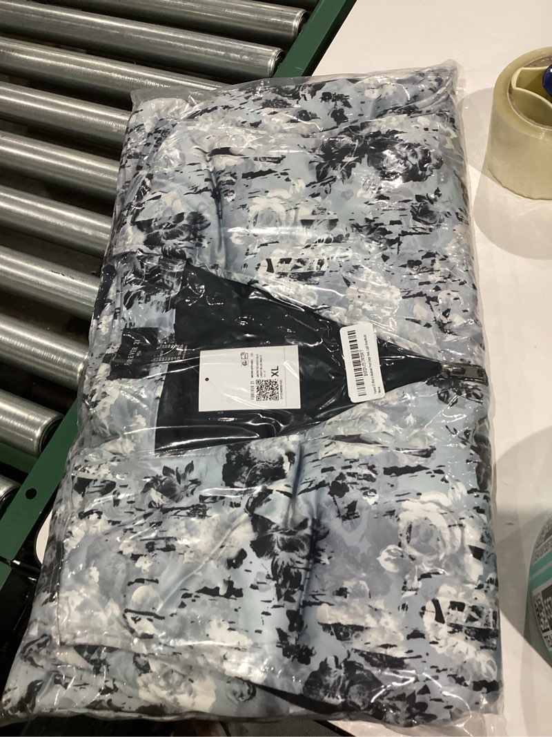 Condition photo showing New/Like New for Forever 21 Mens Abstract Print Cargo Vest X-Large Light Blue/Multi