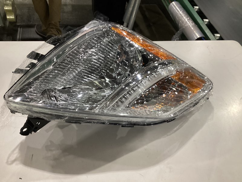 Condition photo showing New/Like New for replacement for prius 2006-2009 headlight assembly projector chrome left and right side pair