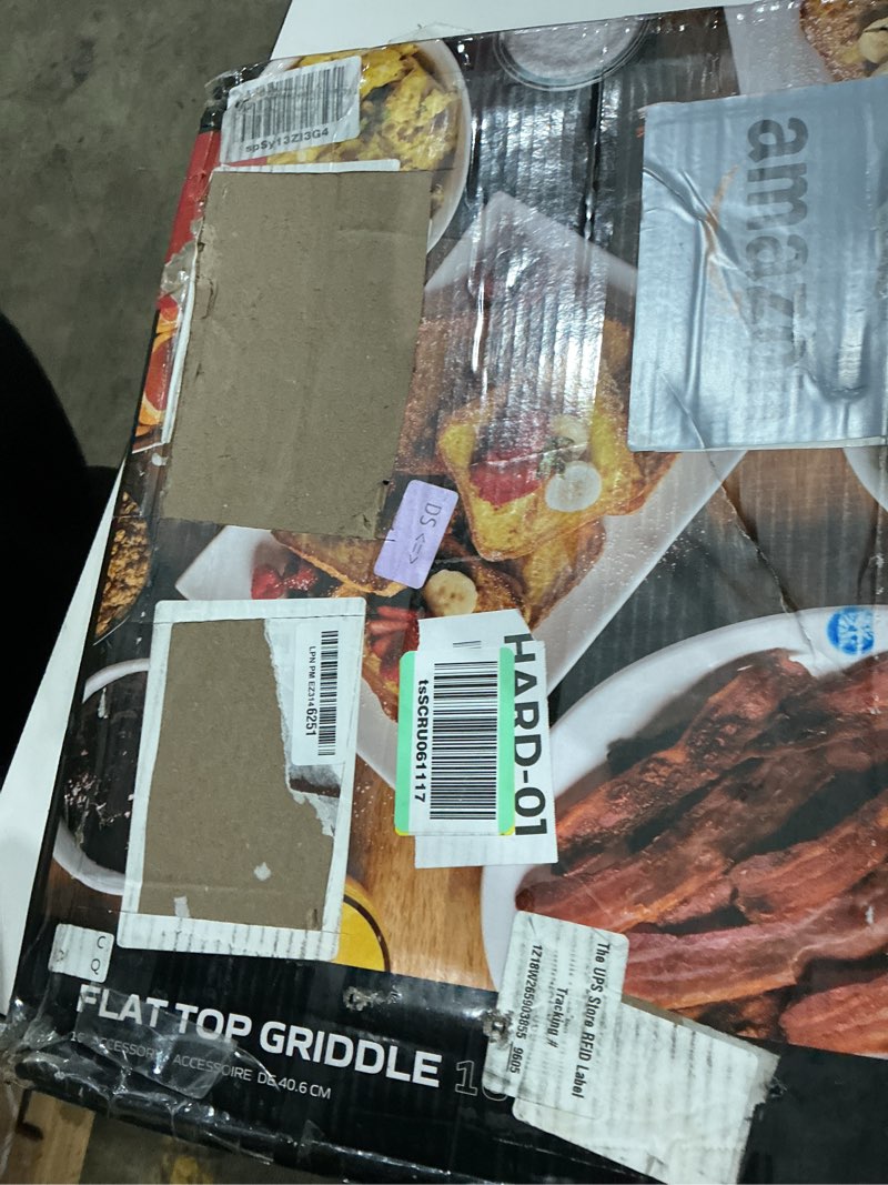 Condition photo showing Good Condition for camp chef deluxe griddle