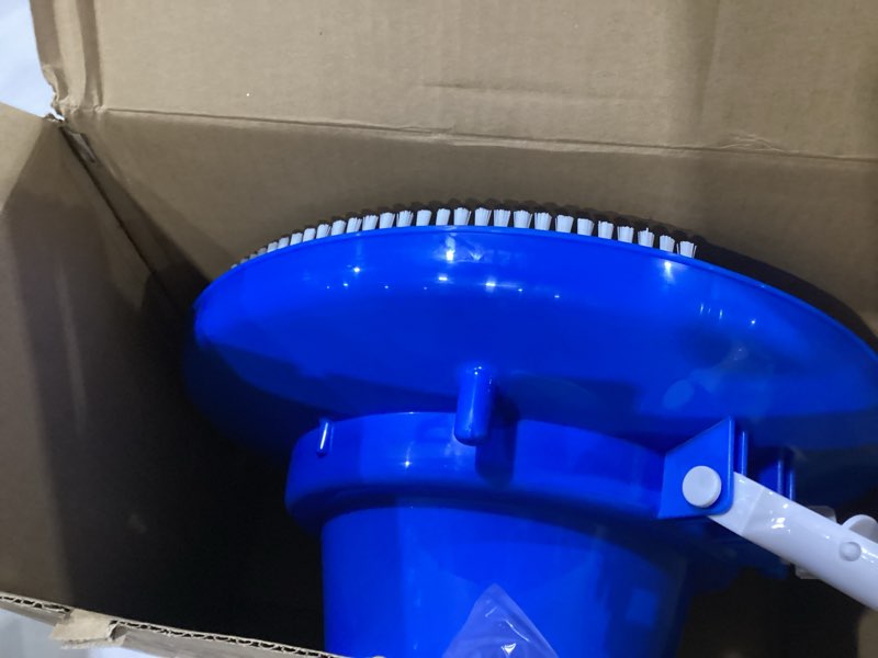 Condition photo showing Good Condition for blue wave leaf bagger one size