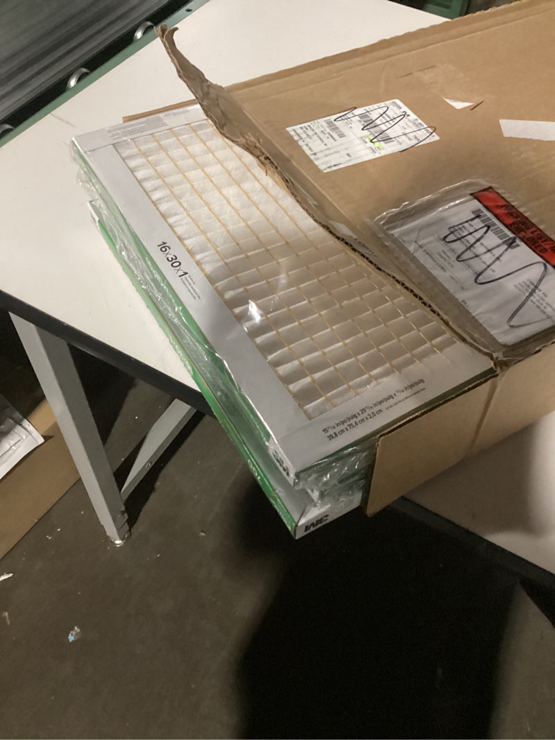 Condition photo showing Good Condition for Filtrete 16x30x1 AC Furnace Air Filter, MPR 700, MERV 8, Tough on Pollen, Easy on Airflow, 3-Month Pleated 1-Inch Electrostatic Air Cleaning Filter, 4-Pack (Actual Size 15.81 x 29.81 x 0.81 in)