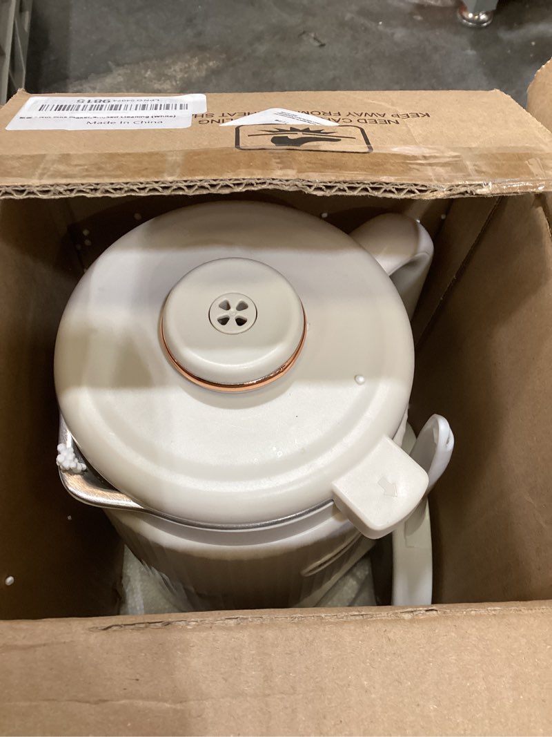 Condition photo showing Good Condition for nut milk maker,40oz large capacity stainless steel automatic soy milk machine for homemade,oat,plant-based milk and non-dairy beverages almond cow milk machine with delay start,self cleaning (white)