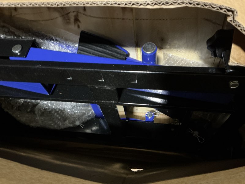 Condition photo showing Good Condition for possibly incomplete garvee motorcycle jack, 1500 lbs hydraulic motorcycle lift jack, adjustable height 4.53\" to15.35, heavy-duty steel atv lift stand scissor jack for motorcycles, dirt bikes, atvs