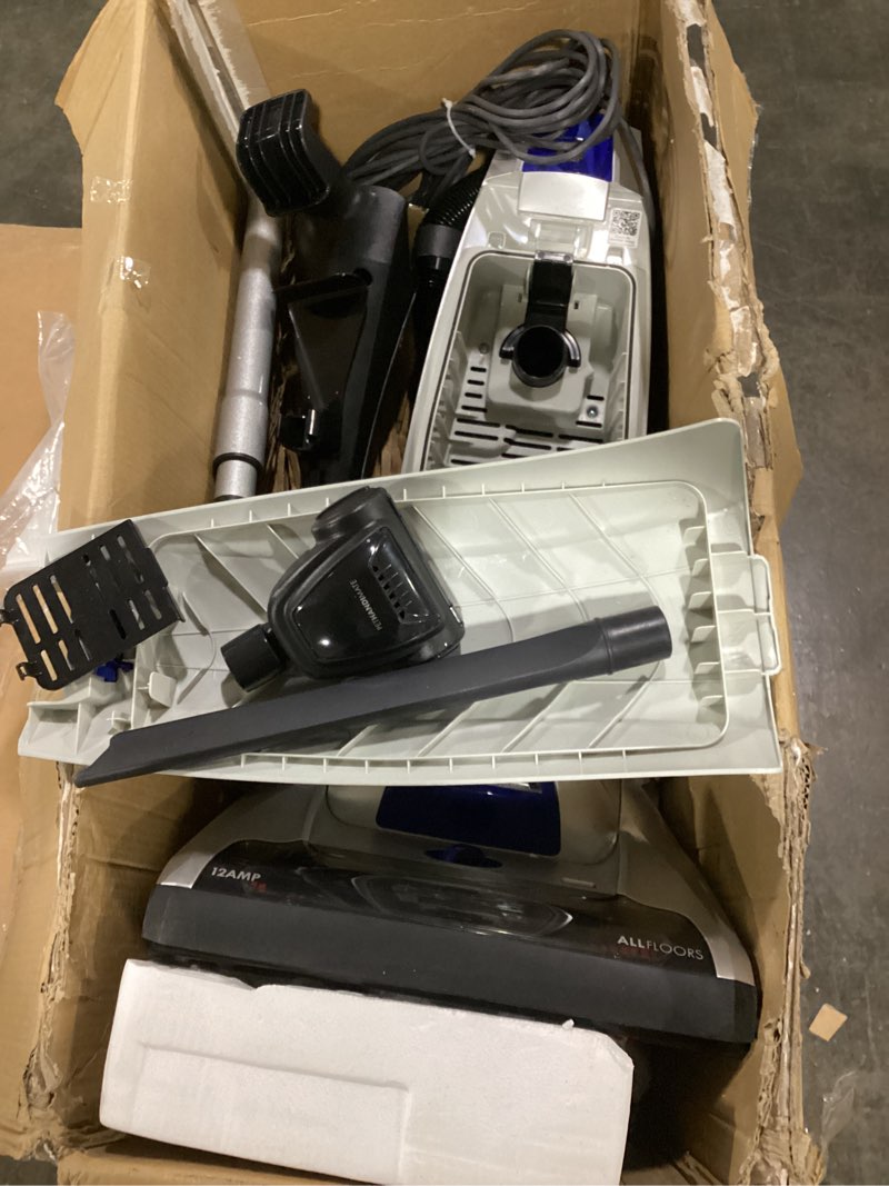 Kenmore 31140 Pet Friendly Lightweight Bagged Upright Beltless Vacuum with Pet Handi-Mate, Triple HE