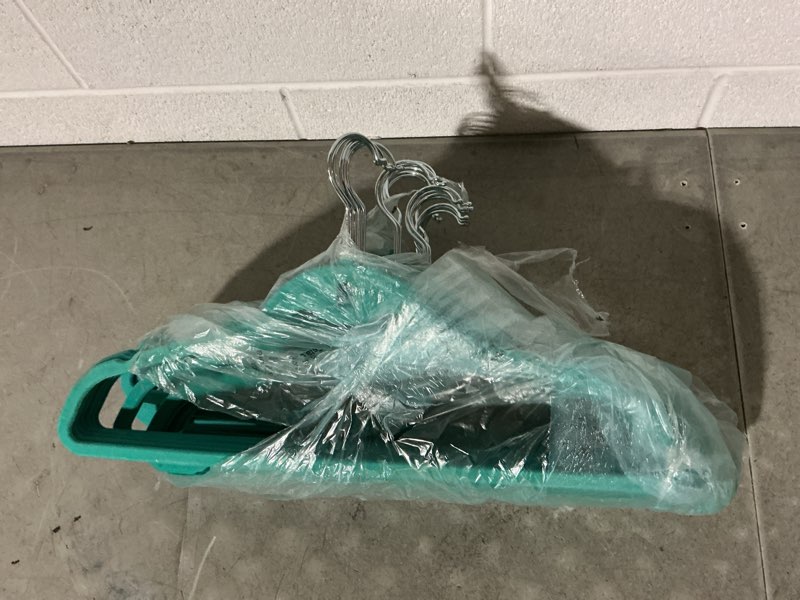 Condition photo showing Good Condition for mizgi premium velvet hangers ( 25 pack) heavy duty - non slip felt suit hanger teal/turquoise -  hooks,space saving clothes hanger dark teal/ 25 pieces