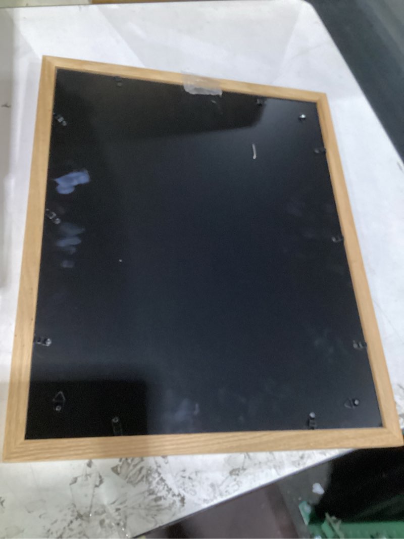 Condition photo showing Good Condition for picture frame 