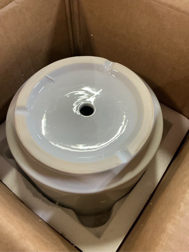 Condition photo showing As Is for vancasso Ceramic Plant Pots, 8.25 Inch Ceramic Pot for Plants, Planters Pots for Indoor Plants with Drainage Holes, Flower Pot for Indoor House Plant, White White 8.25 Inch