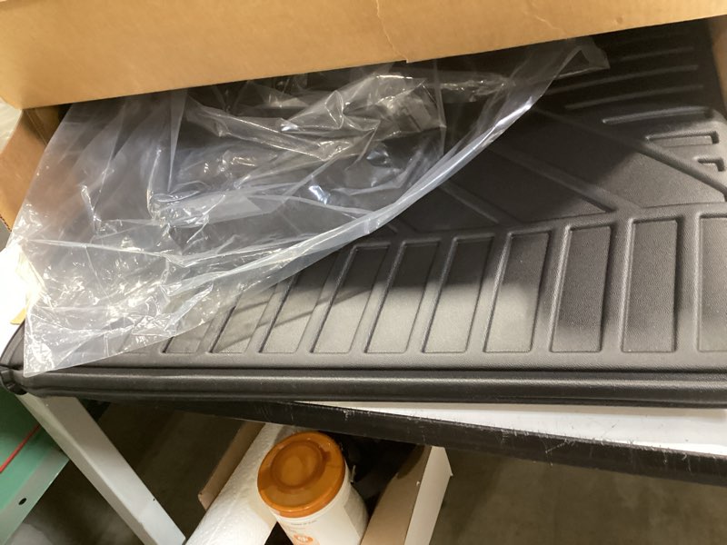 Condition photo showing Good Condition for yhtauto automotive trunk mat compatible with mercedes-benz glc300 glc350e glc43 amg glc63 amg 5 seats, tpe all weather car mat waterproof anti-slip floor liner, cargo mat