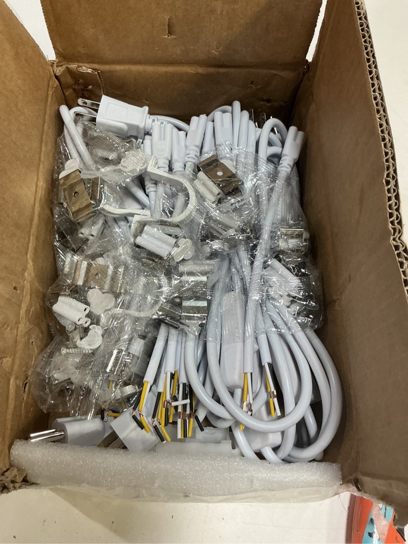 Condition photo showing Good Condition for onlylux led shop light 4ft, 6000k 50w 7500lm, linkable utility ceiling light fixture, 4 foot t8 integrated led tube lights, v shape high output, linkable with on/off switch (12 pack)