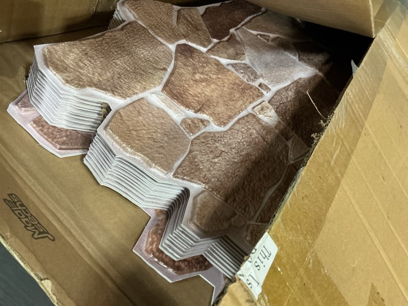 Condition photo showing Good Condition for 12 pack 38.6" x 18.9" peel and stick 3d faux stone wall panels pvc lightweight decorative wall tiles for interior accent walls living room tv background fireplace surround-covers 55.6 sq ft (5.16m2)