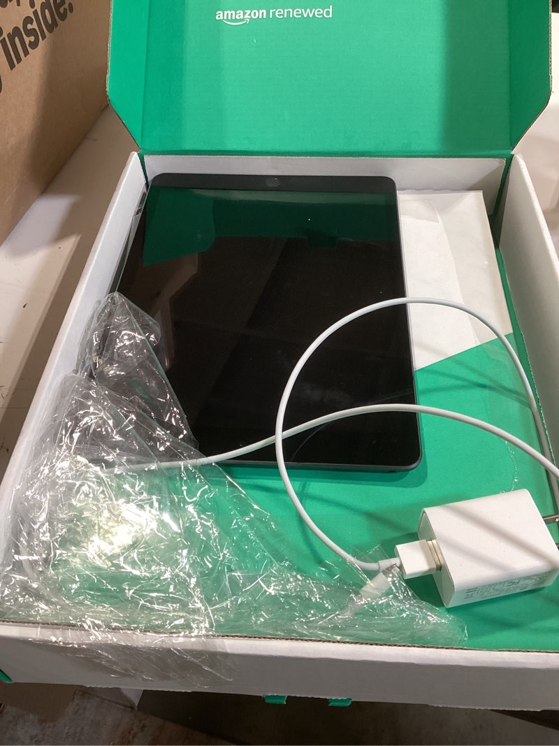 Condition photo showing Good Condition for apple 2021 ipad (10.2 inch, wi-fi, 64gb) - space gray (renewed premium) 64 gb space gray