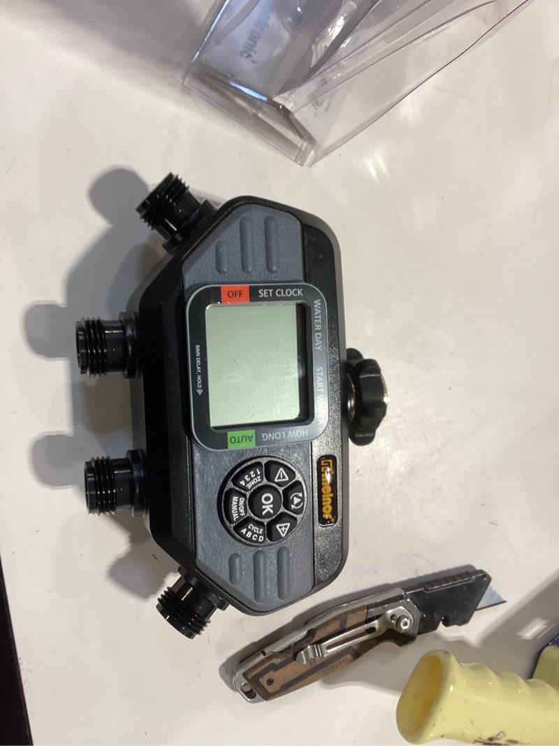 Condition photo showing Good Condition for melnor hydrologic programmable 4 zone digital water timer