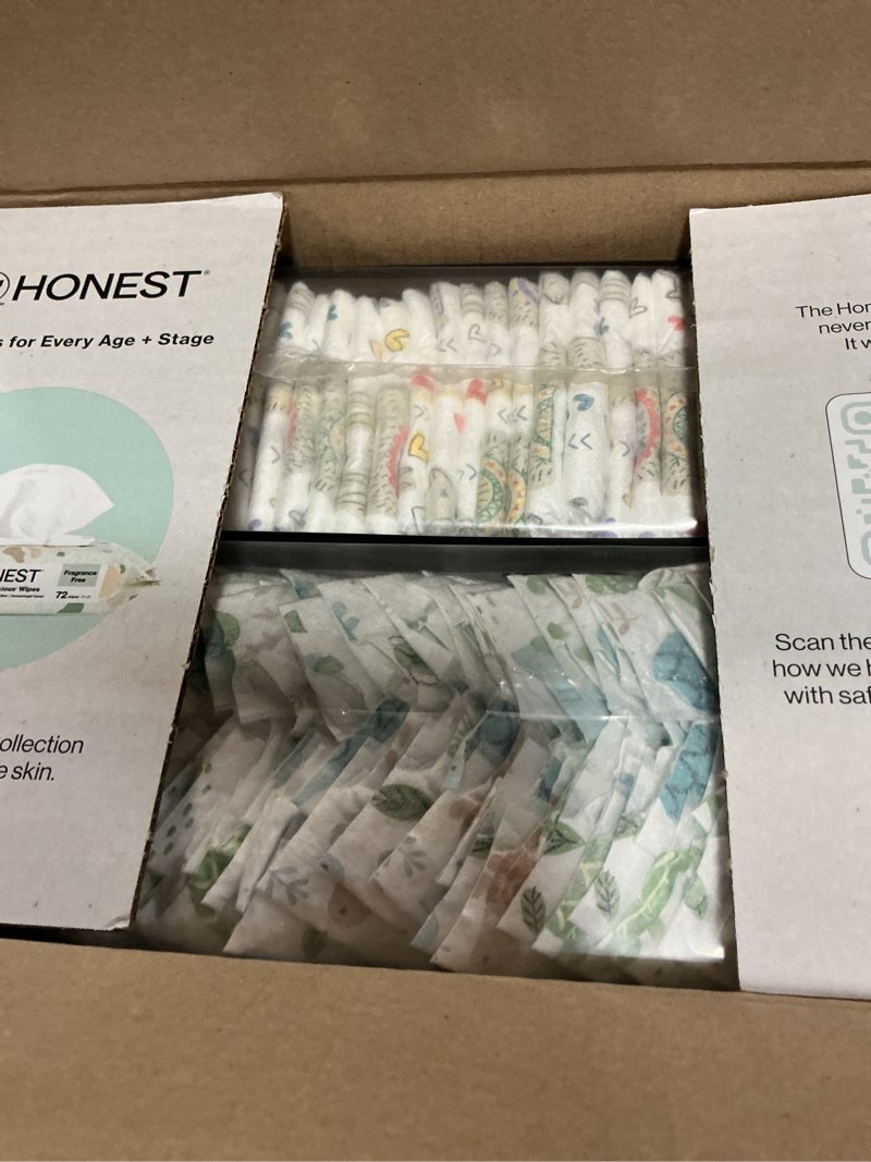 Condition photo showing New/Like New for the honest company comfort dry disposable daytime diapers for sensitive skin, hypoallergenic, all the alpacas + turtle time, club box size 1 (8-14 lbs) 78 count size 1 (78 count) all the alpacas + turtle time